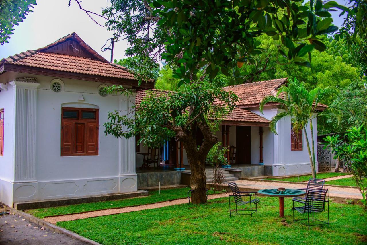 Hotel Thambu Illam Jaffna Exterior foto
