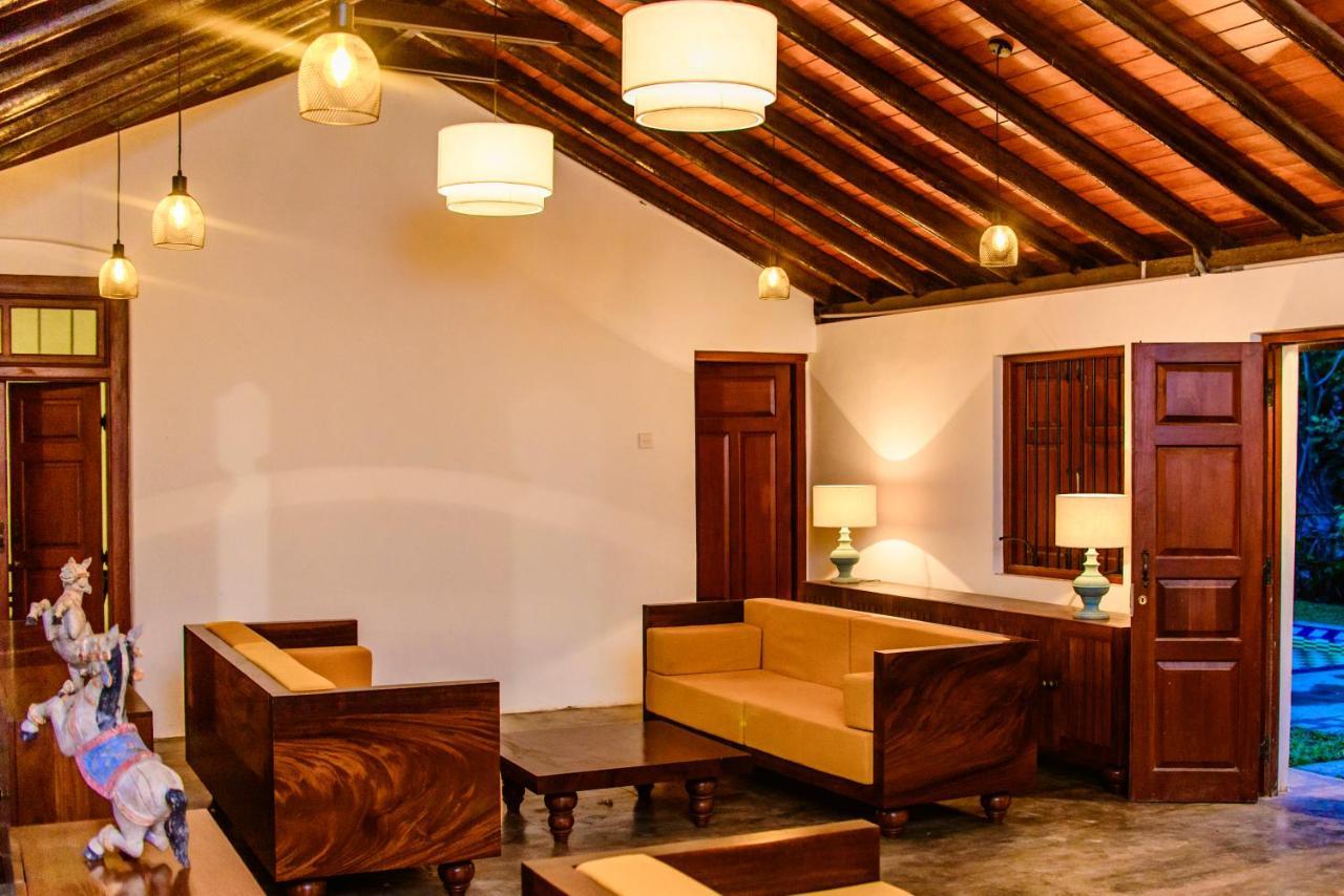 Hotel Thambu Illam Jaffna Exterior foto